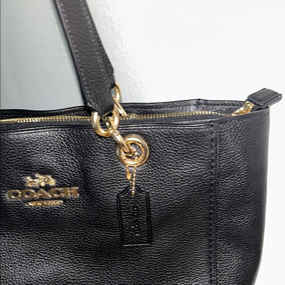 Coach Black Leather Tote with Signature Logo - Picture 3 of 12